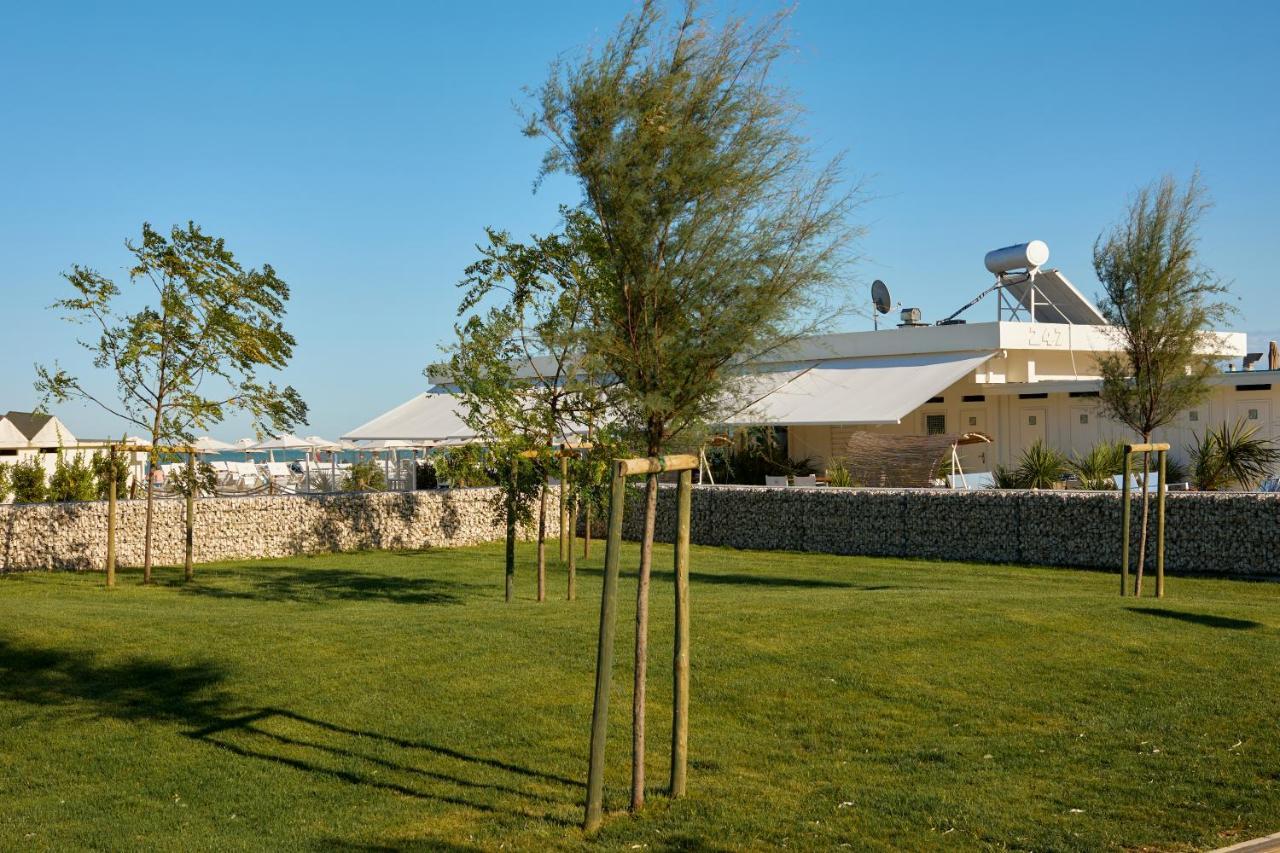 Hotel Saraceno Resort With Private Beach ميلانو ماريتيما المظهر الخارجي الصورة