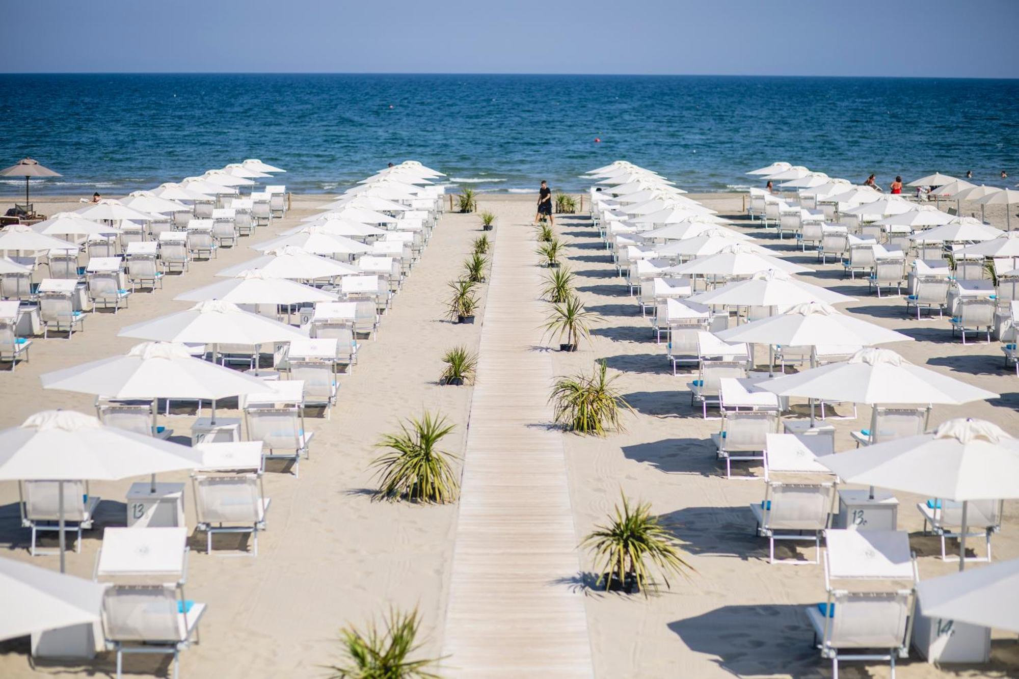 Hotel Saraceno Resort With Private Beach ميلانو ماريتيما المظهر الخارجي الصورة